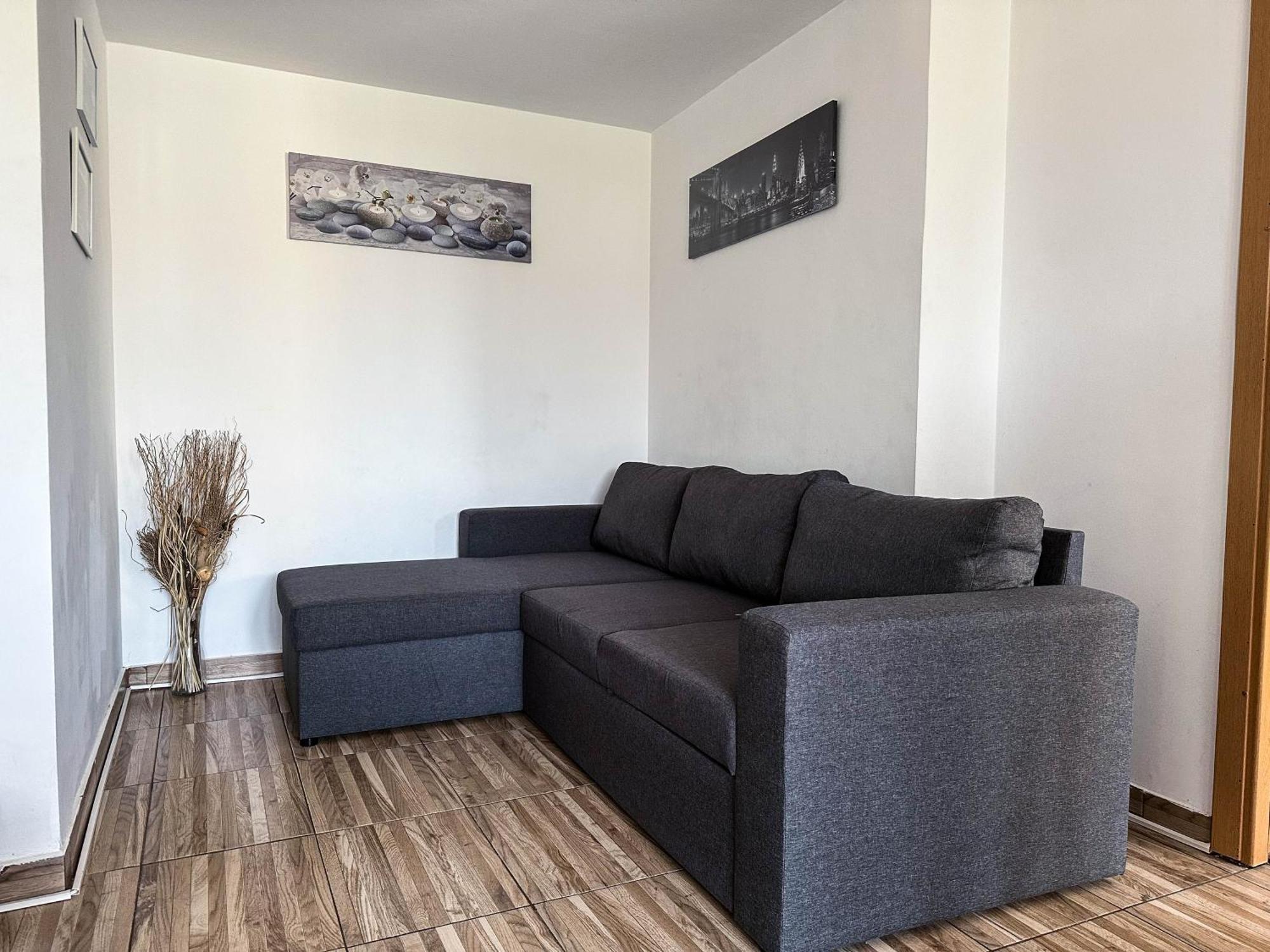 Sunrise Apartments City Center Bukares Bagian luar foto