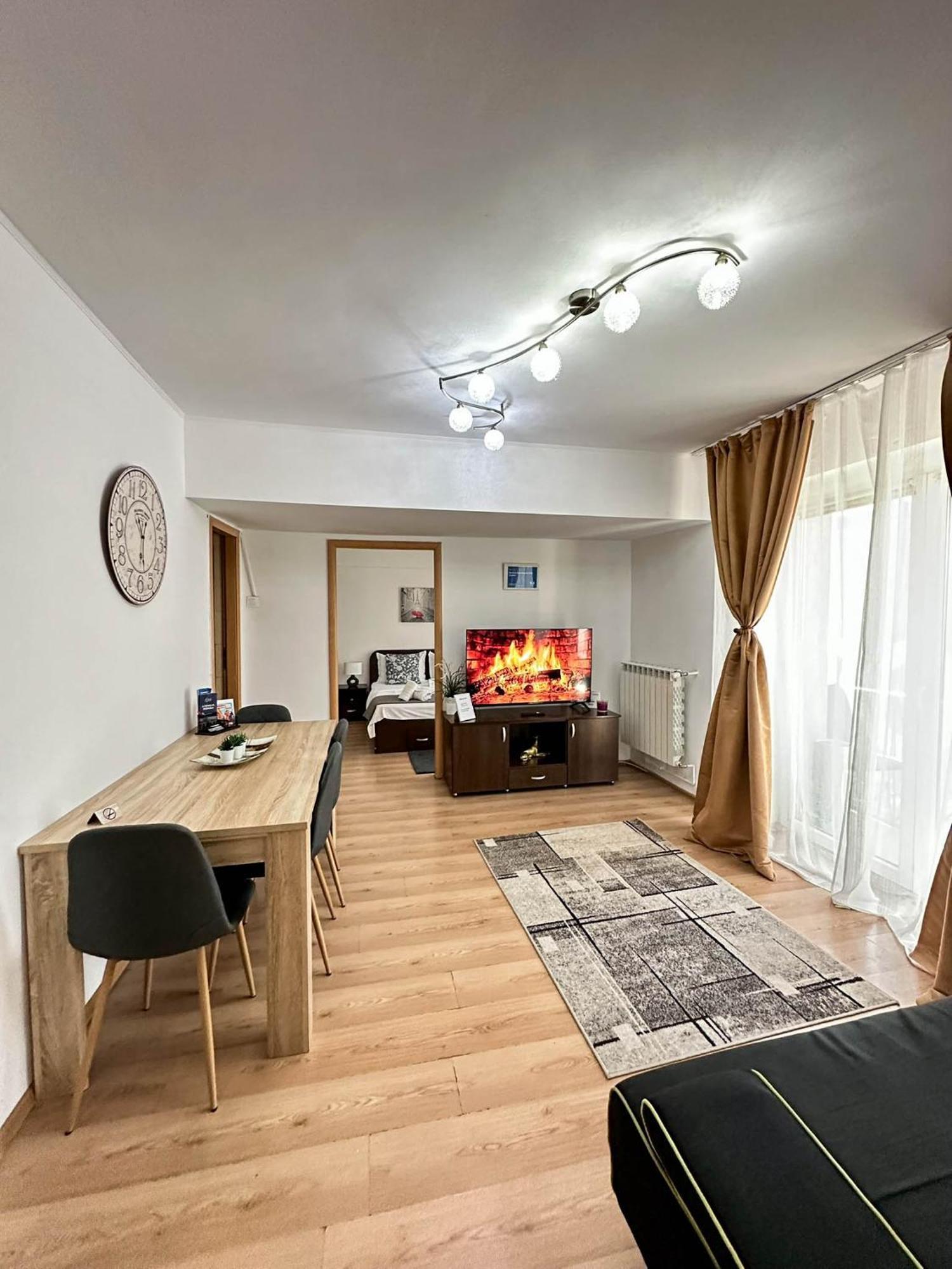Sunrise Apartments City Center Bukares Bagian luar foto